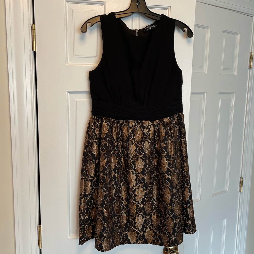 Jacquard Gold and Black Dress